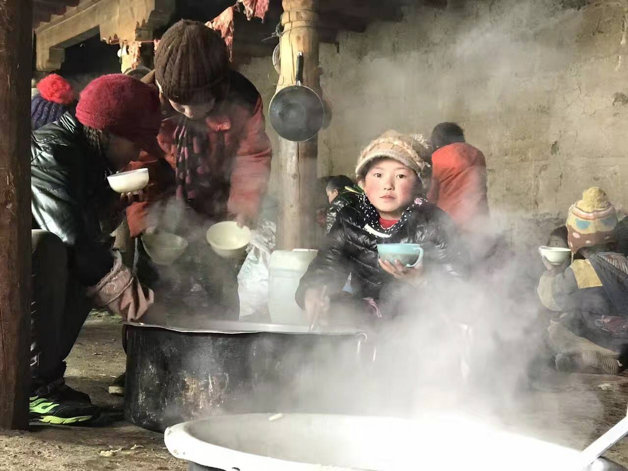 吉林俊琛环保科技研发有限公司公益回顾丨家国同欢月同圆 温暖满载甘孜州(图10)